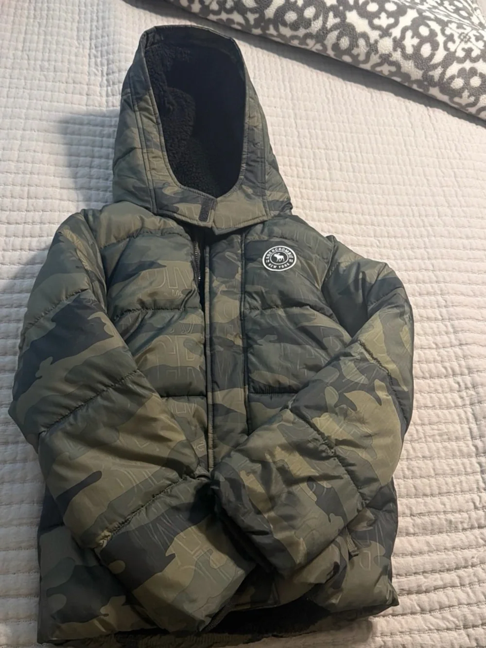 abercrombie kids Olive Green Camo Hooded Puffer Jacket